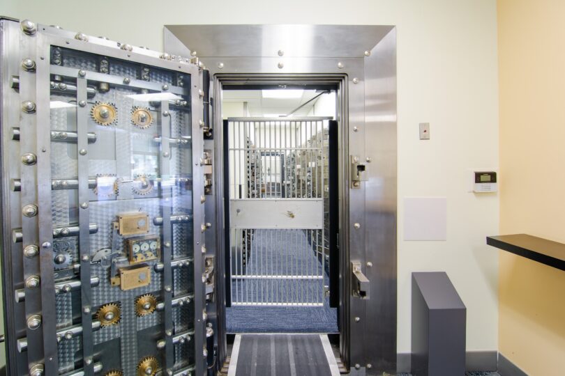 139 N Main St - The Vault