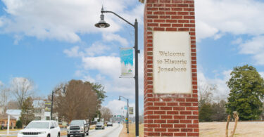 Welcome to Historic Jonesboro sign