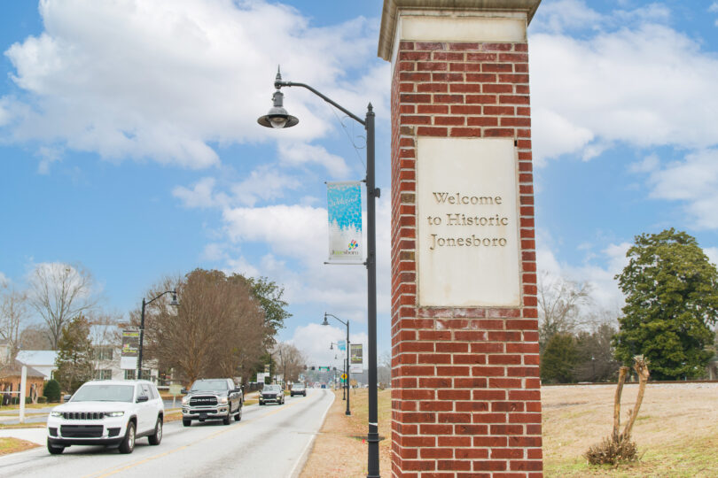 Welcome to Historic Jonesboro sign